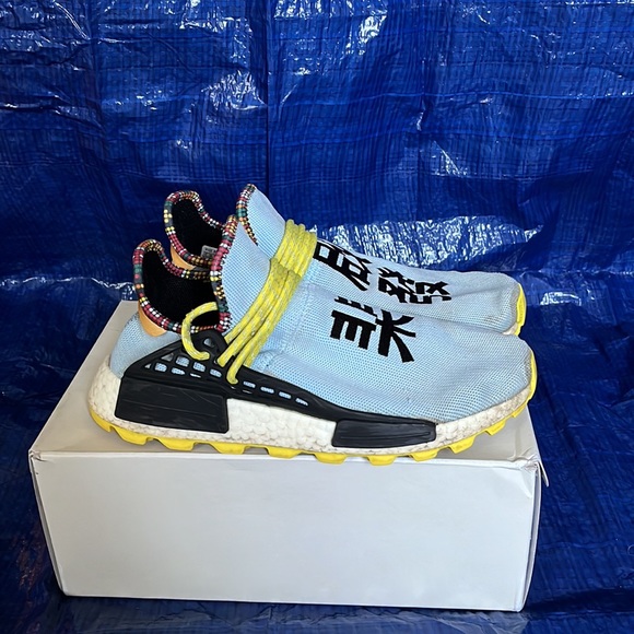 Adidas human race nmd lightly used - Picture 5 of 11